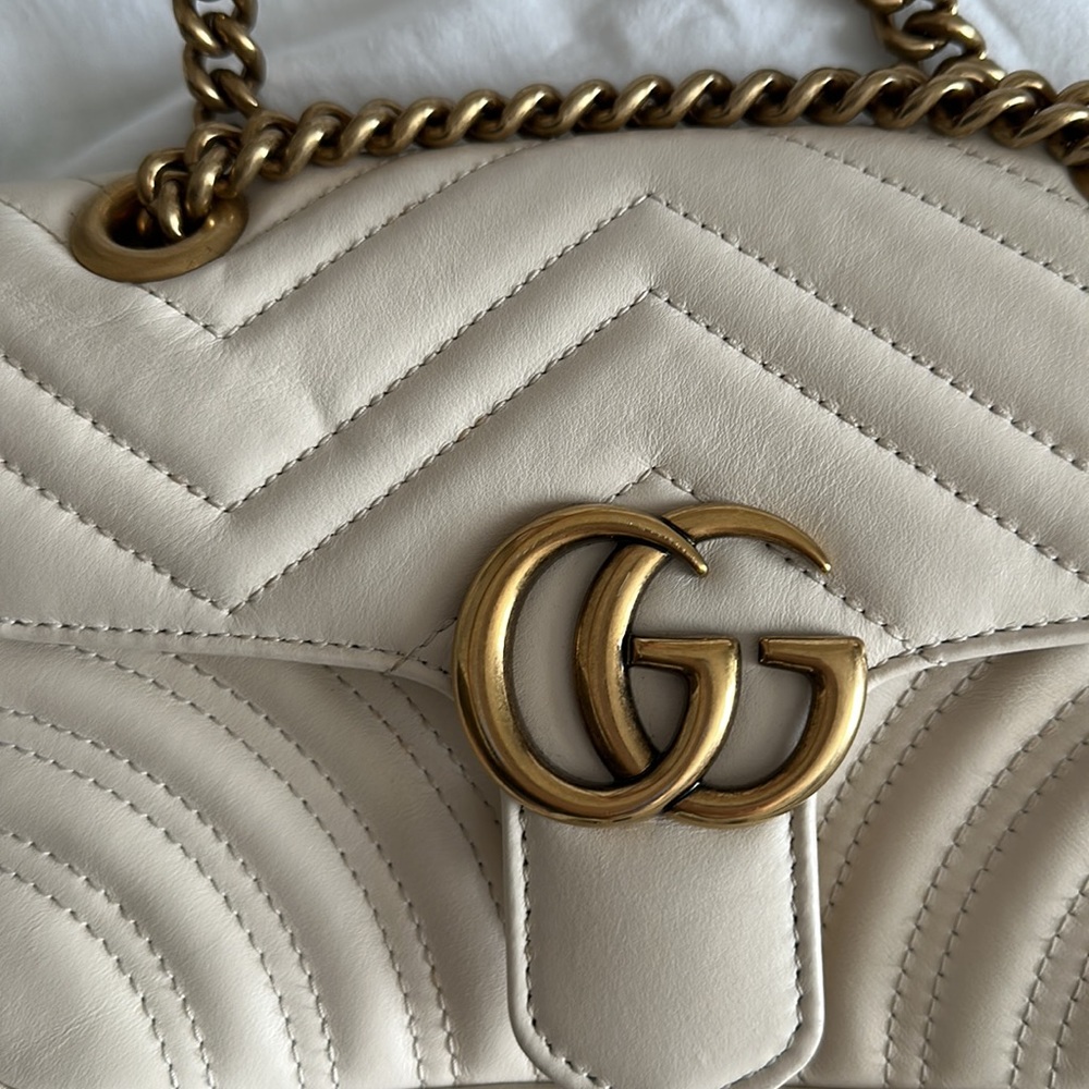 Gucci GG Marmont small white shoulder bag - Picture 8 of 11